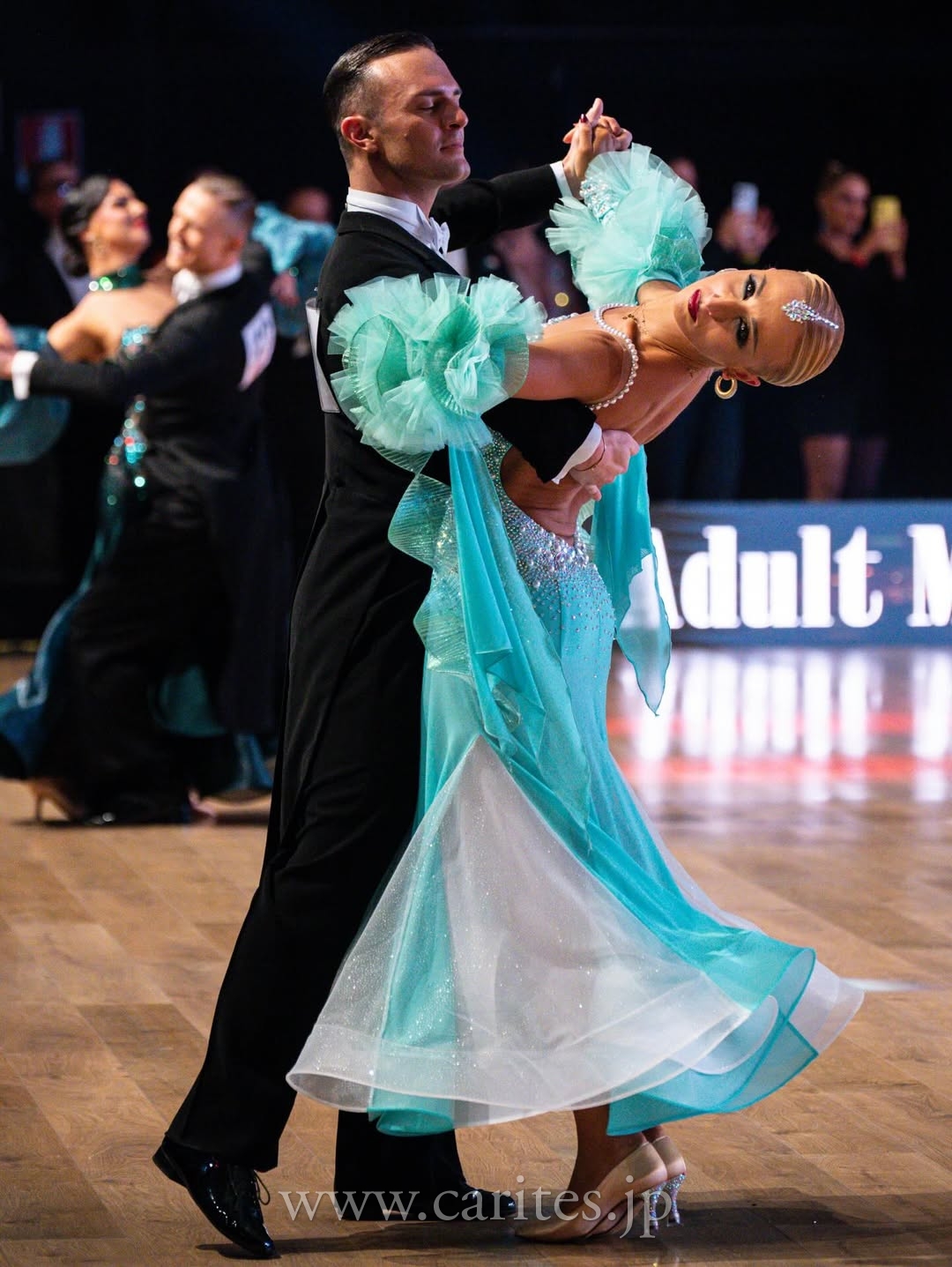 SD482・ミントシーシェル&ホワイト【フランチェスカ着用】 イメージ