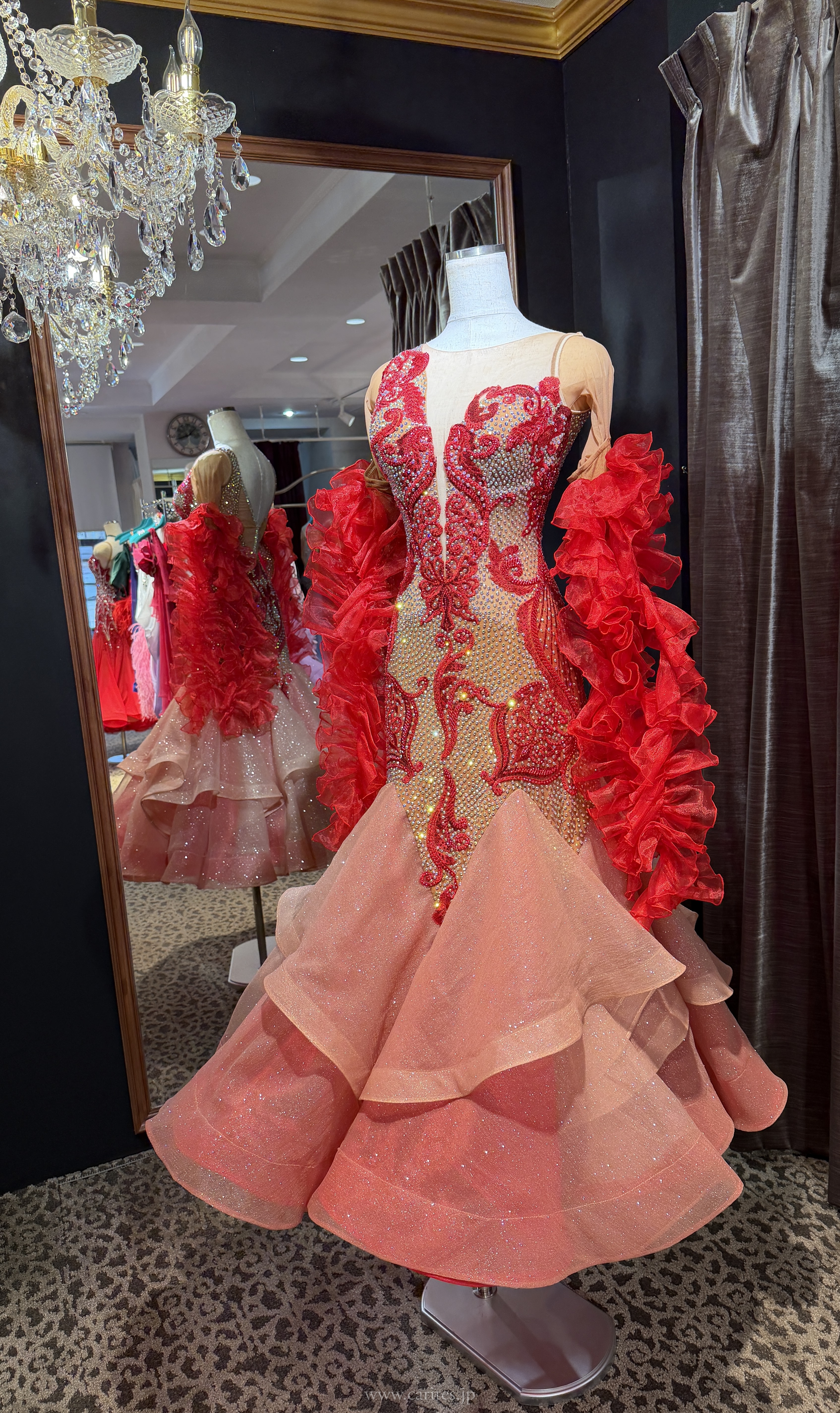 SD462・タンカラーラメ&レッド イメージ