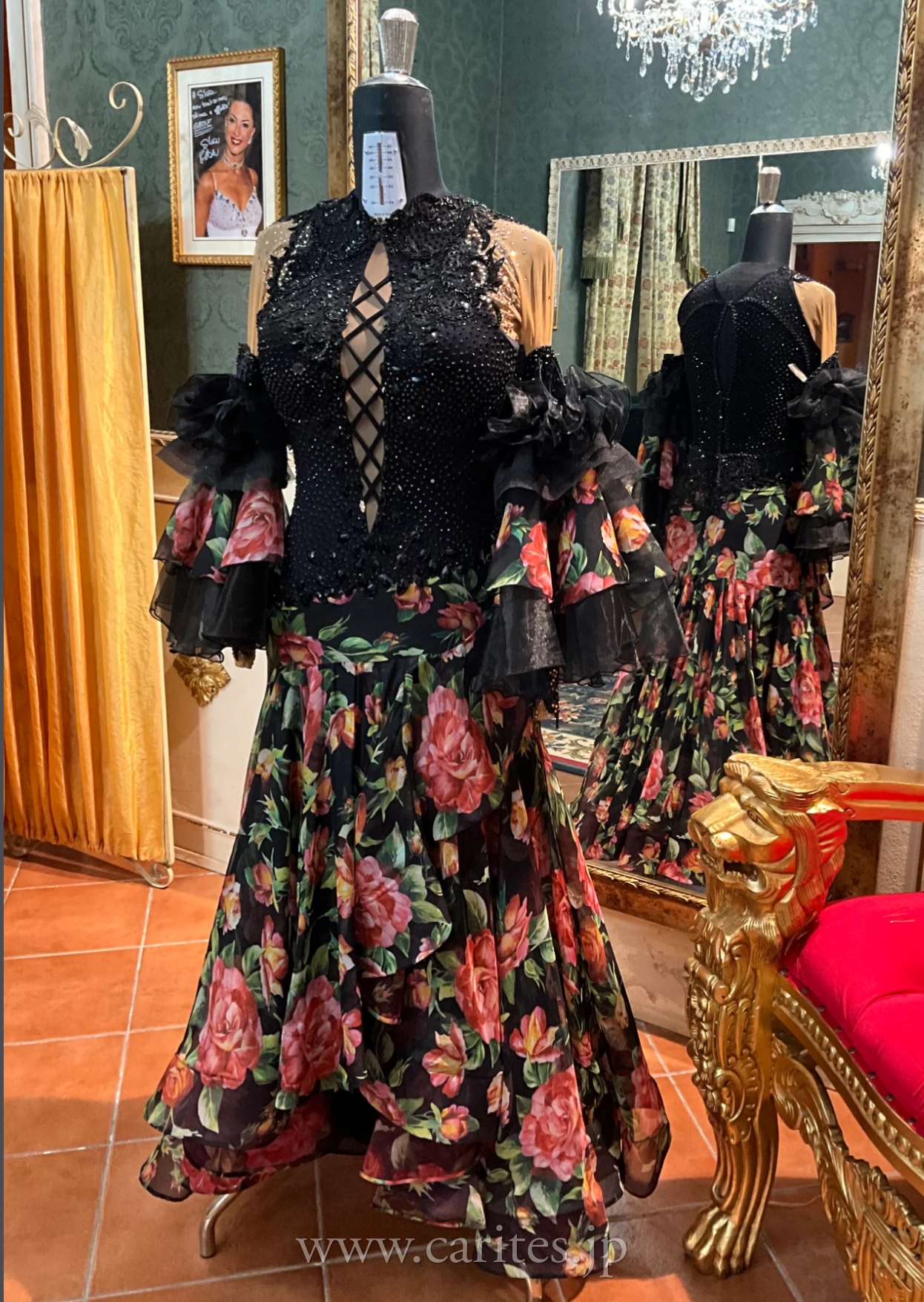 【1月16日までSALE！】SD475・ブラック＆花柄 イメージ